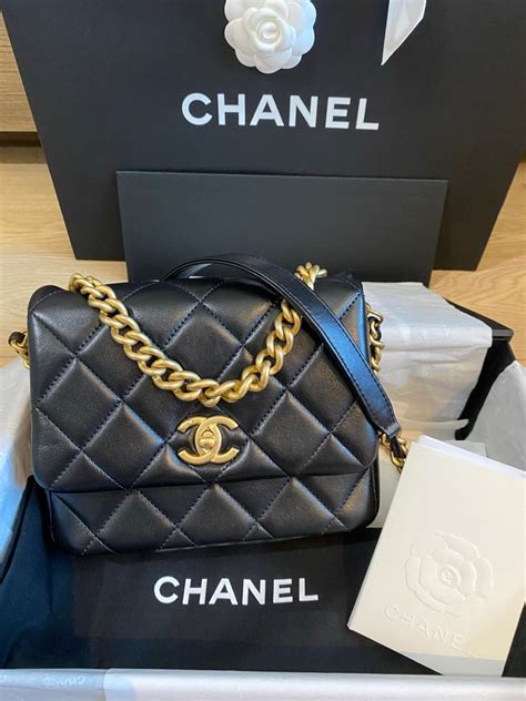 chanel 21b collection